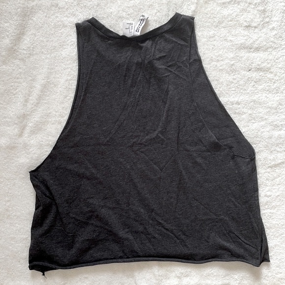 ✨3/$20 H&M Grey Muscle Tank Top - Picture 3 of 4